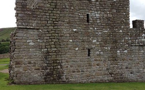 Zdroj: http://en.wikipedia.org/wiki/File:Reconstruction_Turret_at_Vindolanda_I.jpg